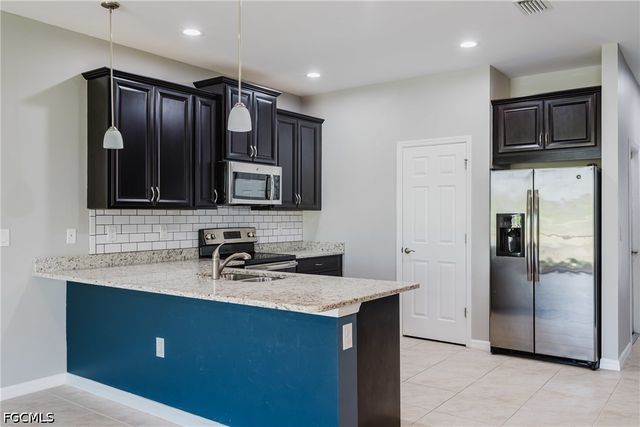 4093 Wilmont PL, Fort Myers, FL 33916