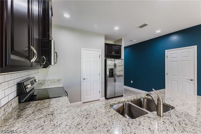 4093 Wilmont PL, Fort Myers, FL 33916