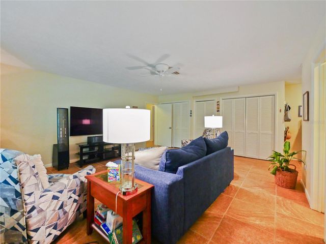 5701 CROSS FOX LANE, Oviedo, FL 32765