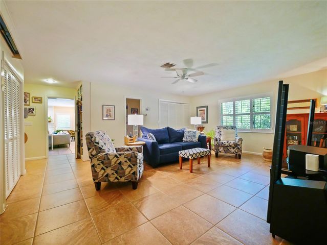 5701 CROSS FOX LANE, Oviedo, FL 32765