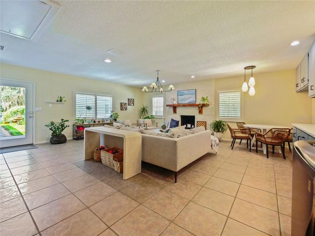 5701 CROSS FOX LANE, Oviedo, FL 32765