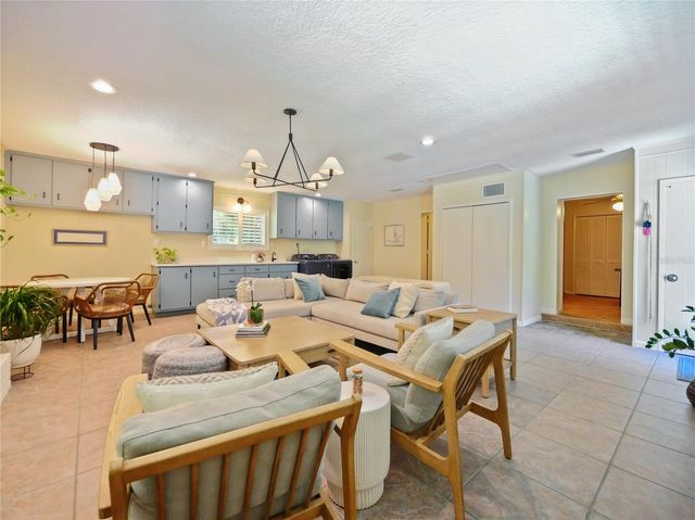 5701 CROSS FOX LANE, Oviedo, FL 32765