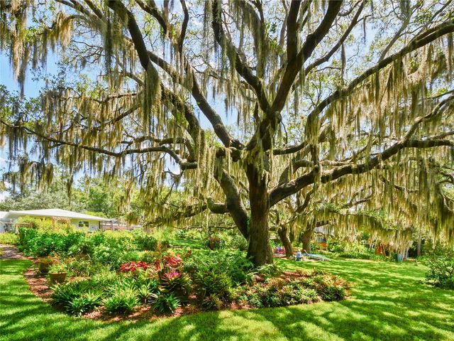 5701 CROSS FOX LANE, Oviedo, FL 32765