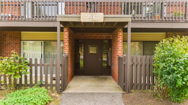 26 Balance Rock Road APT 16, Seymour, CT 06483
