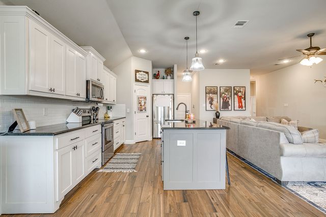 210 Harp Avenue, Godley, TX 76044