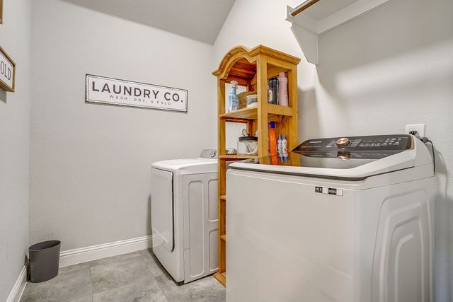 210 Harp Avenue, Godley, TX 76044