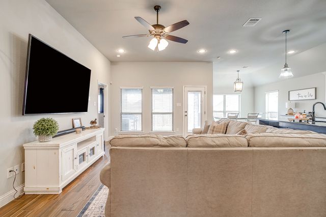 210 Harp Avenue, Godley, TX 76044