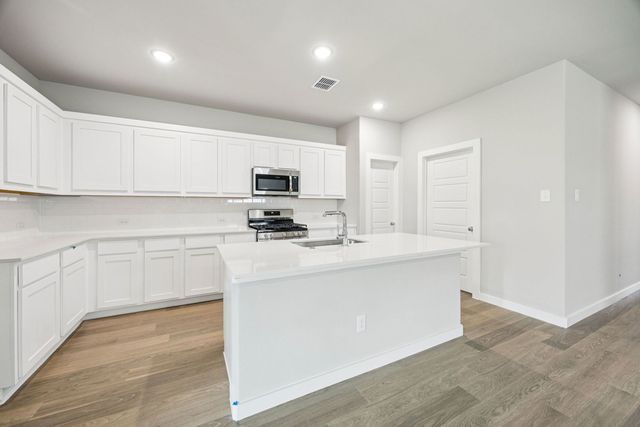 7808 Kingfisher Road, Aubrey, TX 76227