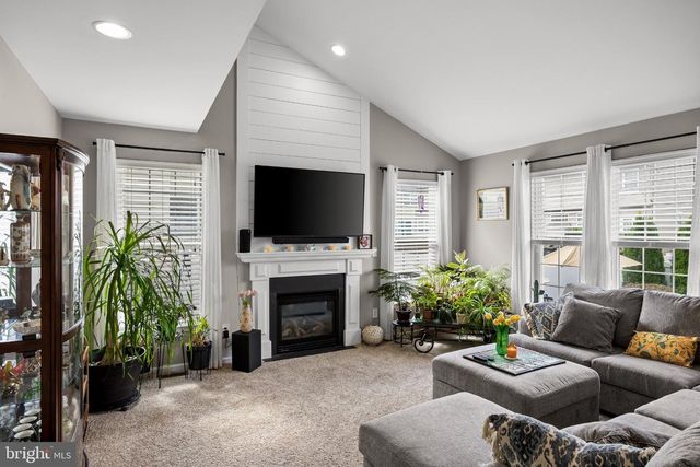 956 ASHBURN WAY, Swedesboro, NJ 08085