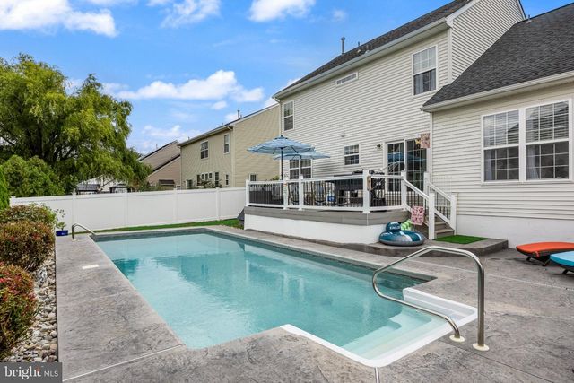 956 ASHBURN WAY, Swedesboro, NJ 08085