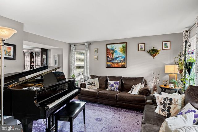 956 ASHBURN WAY, Swedesboro, NJ 08085