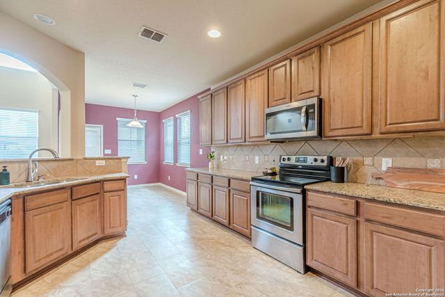 204 WILDCAT RUN, Cibolo, TX 78108