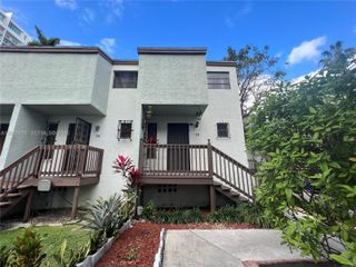 1901 S River Drive 35C, Miami, FL 33125