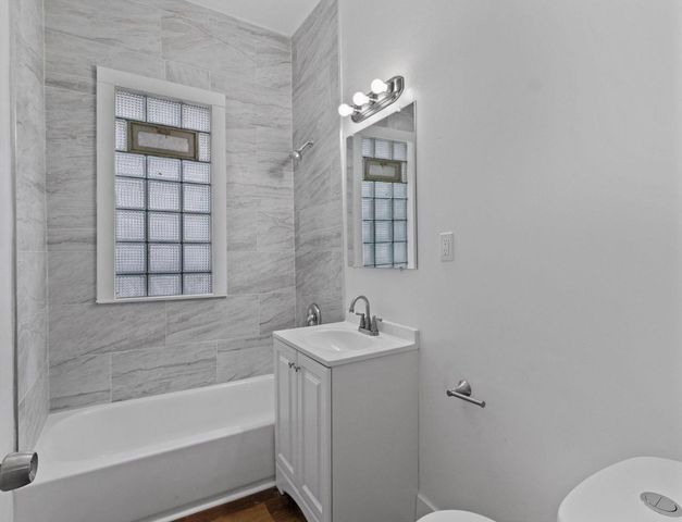 3134 N 9TH STREET, Milwaukee, WI 53206