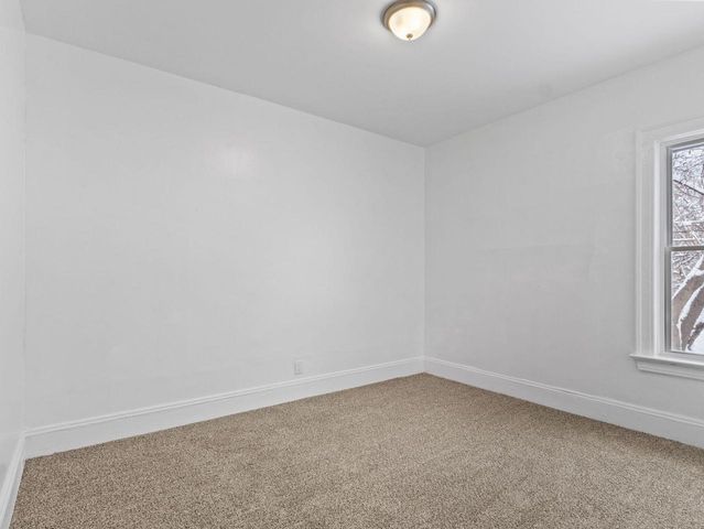 3134 N 9TH STREET, Milwaukee, WI 53206