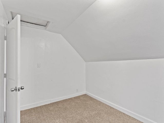 3134 N 9TH STREET, Milwaukee, WI 53206