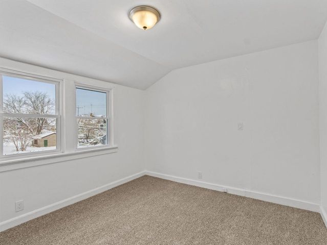 3134 N 9TH STREET, Milwaukee, WI 53206