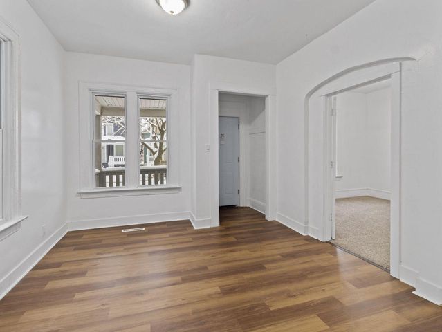 3134 N 9TH STREET, Milwaukee, WI 53206