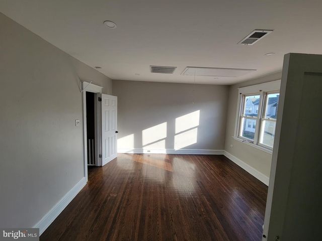 7243 CALVIN RD, Upper Darby, PA 19082