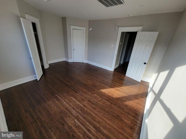 7243 CALVIN RD, Upper Darby, PA 19082