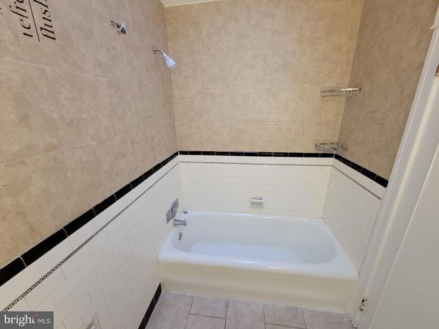 7243 CALVIN RD, Upper Darby, PA 19082
