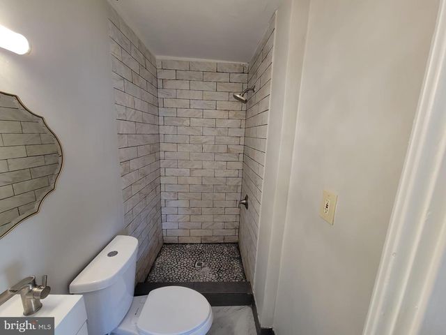 7243 CALVIN RD, Upper Darby, PA 19082