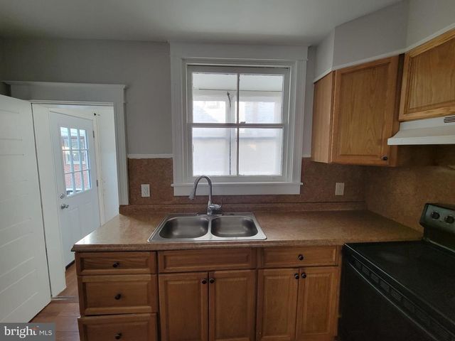 7243 CALVIN RD, Upper Darby, PA 19082