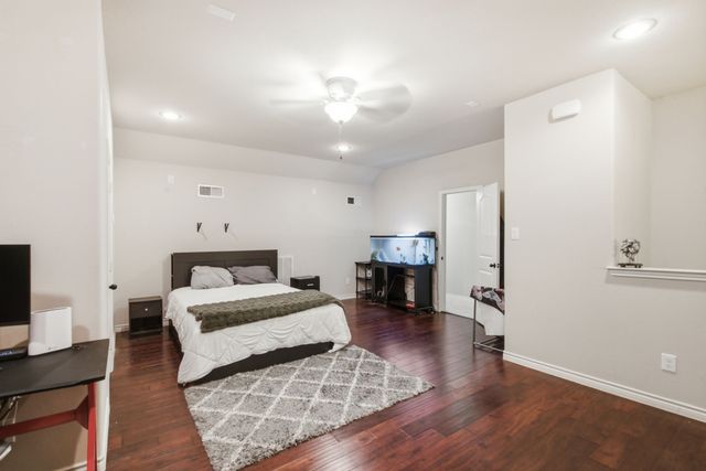 3112 White Horse Court, Granbury, TX 76049
