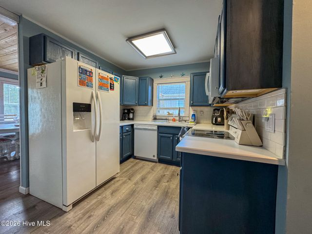 135 NE 34th Street, Oak Island, NC 28465