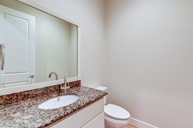 1902 Fletcher Street, Houston, TX 77009