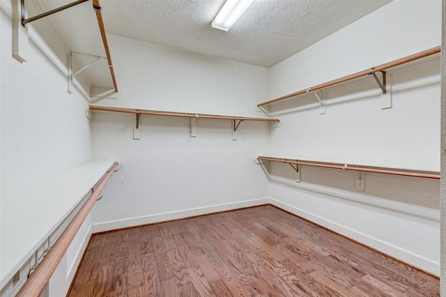 1902 Fletcher Street, Houston, TX 77009