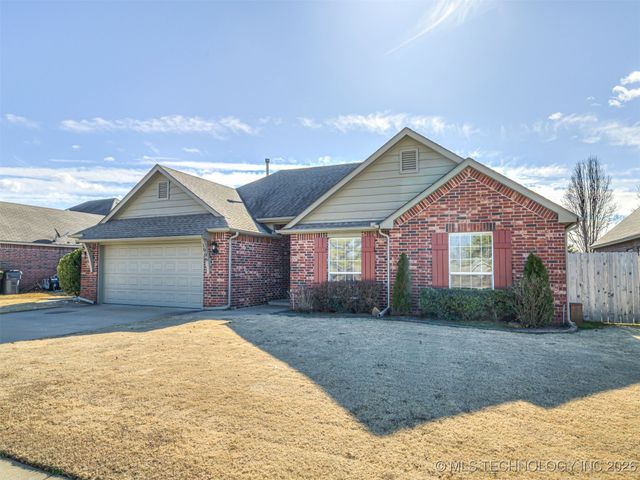 1006 E 146th Street S, Glenpool, OK 74033