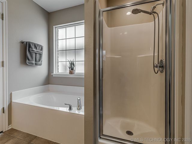 1006 E 146th Street S, Glenpool, OK 74033