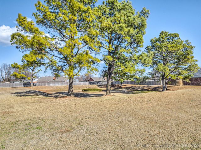 1006 E 146th Street S, Glenpool, OK 74033
