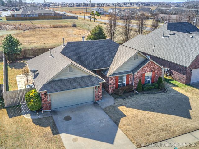1006 E 146th Street S, Glenpool, OK 74033