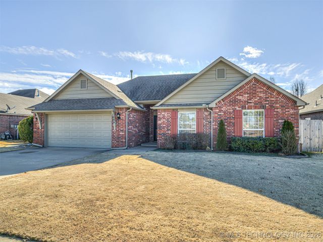 1006 E 146th Street S, Glenpool, OK 74033