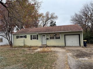8618 Corrington Street, Kansas City, MO 64138