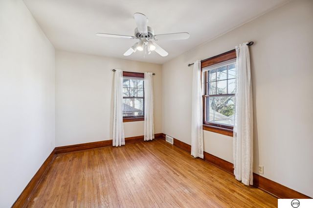 1711 S 22nd Street, Lincoln, NE 68502