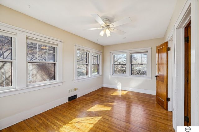 1711 S 22nd Street, Lincoln, NE 68502