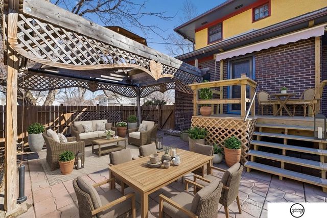 1711 S 22nd Street, Lincoln, NE 68502