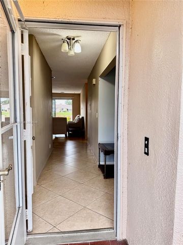 8838 Bella Vista Drive, Boca Raton, FL 33433
