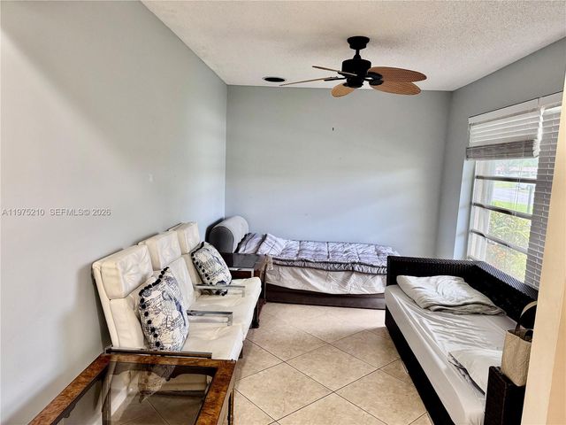 8838 Bella Vista Drive, Boca Raton, FL 33433