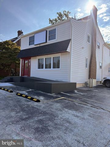 129 W EAGLE RD, Havertown, PA 19083