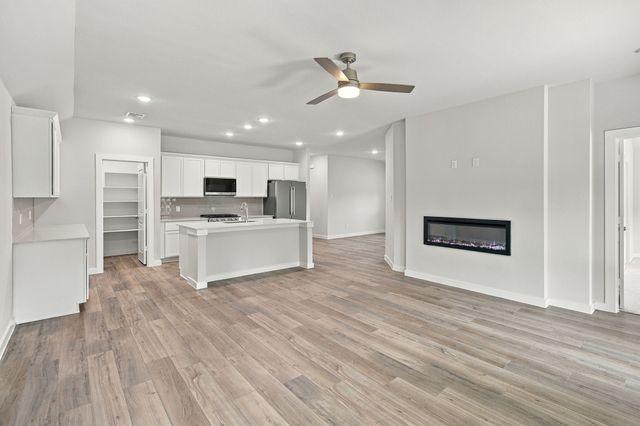 356 Sun Harvest Drive, Royse City, TX 75189