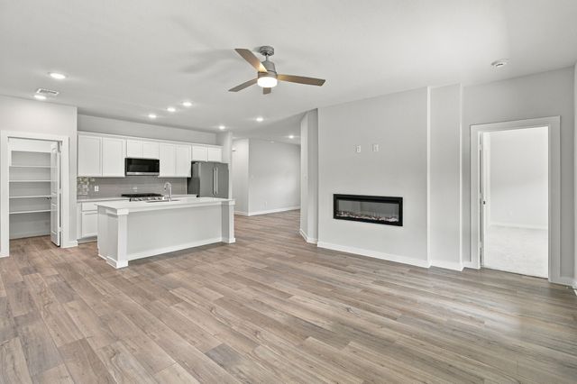 356 Sun Harvest Drive, Royse City, TX 75189