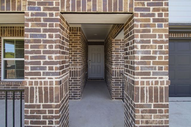 356 Sun Harvest Drive, Royse City, TX 75189