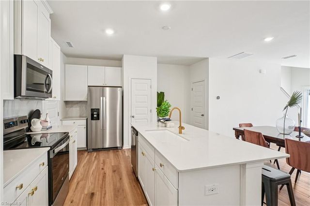 128 Parker Lane, Mebane, NC 27302