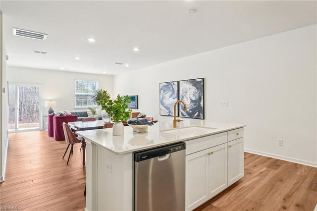 128 Parker Lane, Mebane, NC 27302