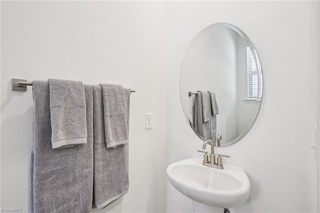 128 Parker Lane, Mebane, NC 27302