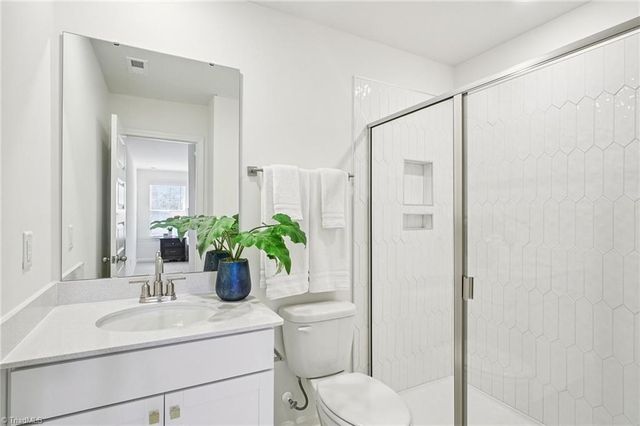 128 Parker Lane, Mebane, NC 27302